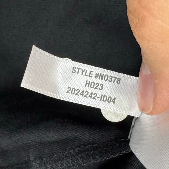 Madewell True Black Funnelneck Cropped Muscle Tee Size XL - Picture 12 of 13